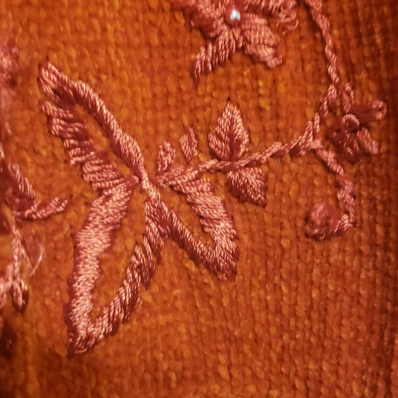 Sweater - Picture 2 of 3